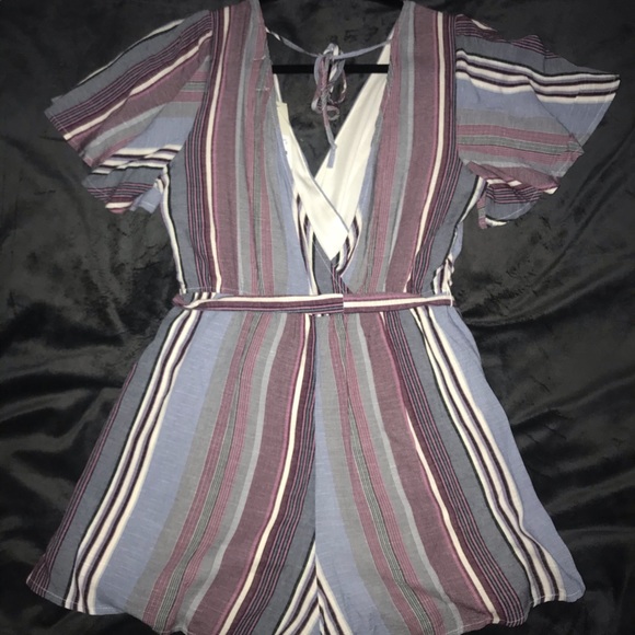 Francesca’s romper - Picture 2 of 4